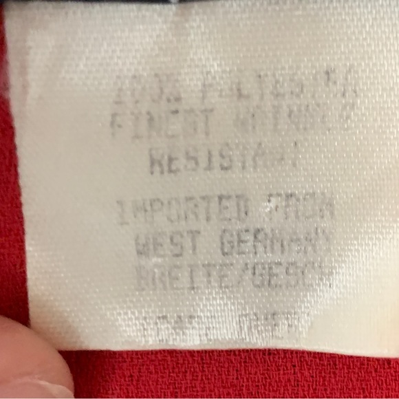 VINTAGE “MARK WONG NARK”  TWO PIECE RED OUTFIT - - Picture 10 of 10